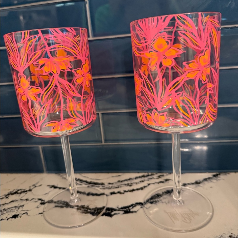 Pair of NEW Lily Pulitzer Acrylic Wine Glasses